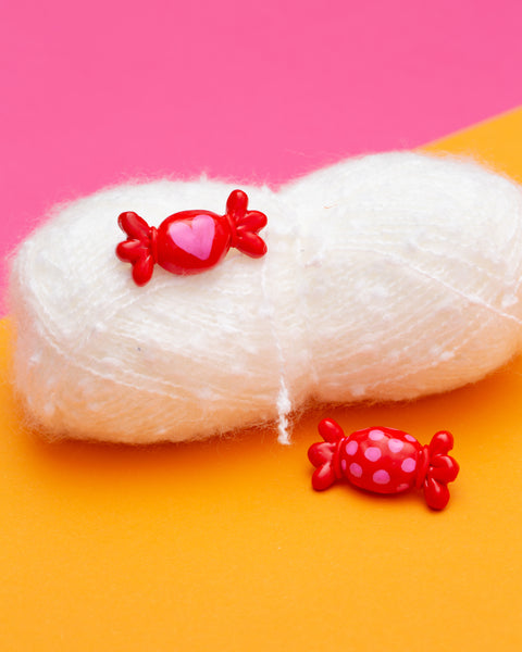 Pin "Bomboana cu inima"